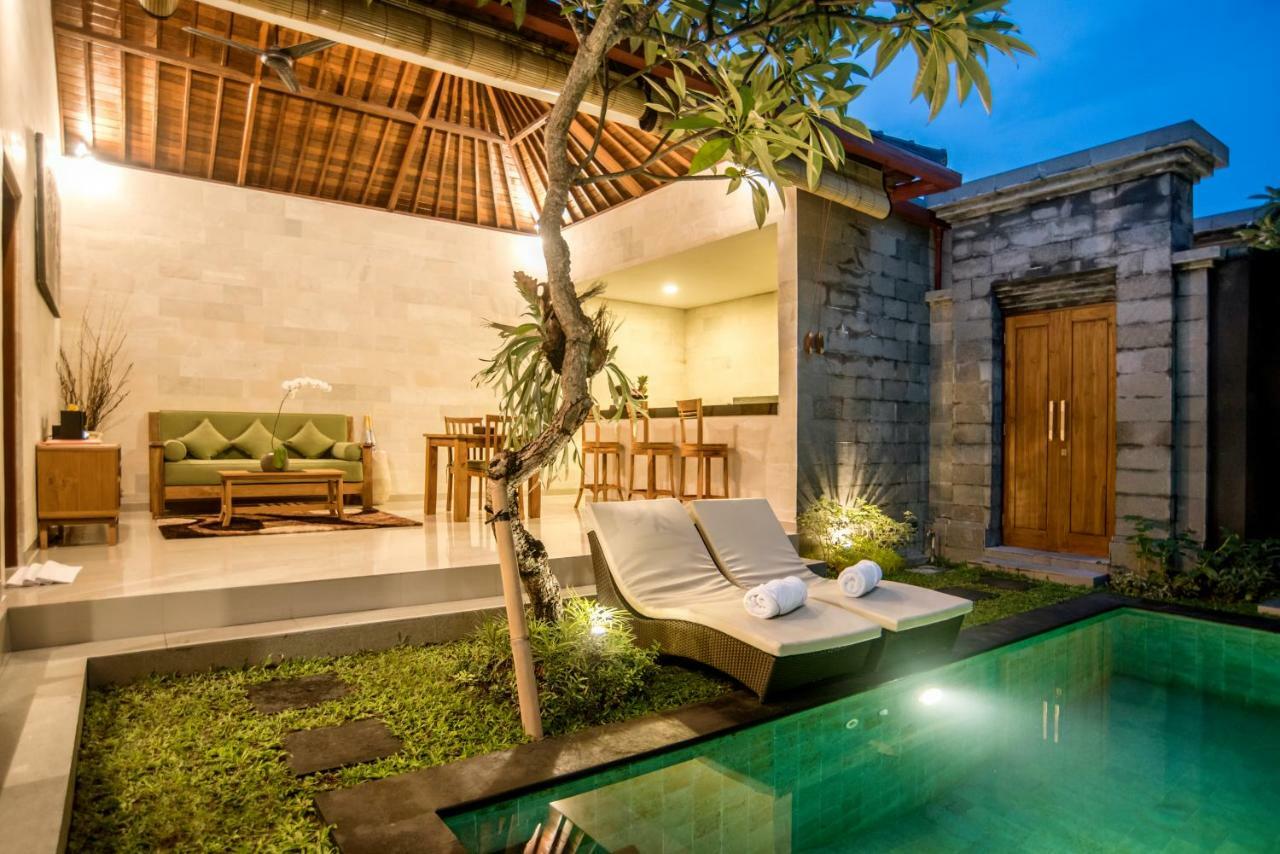 Sandi Agung Villa Bidadari Seminyak  Luaran gambar