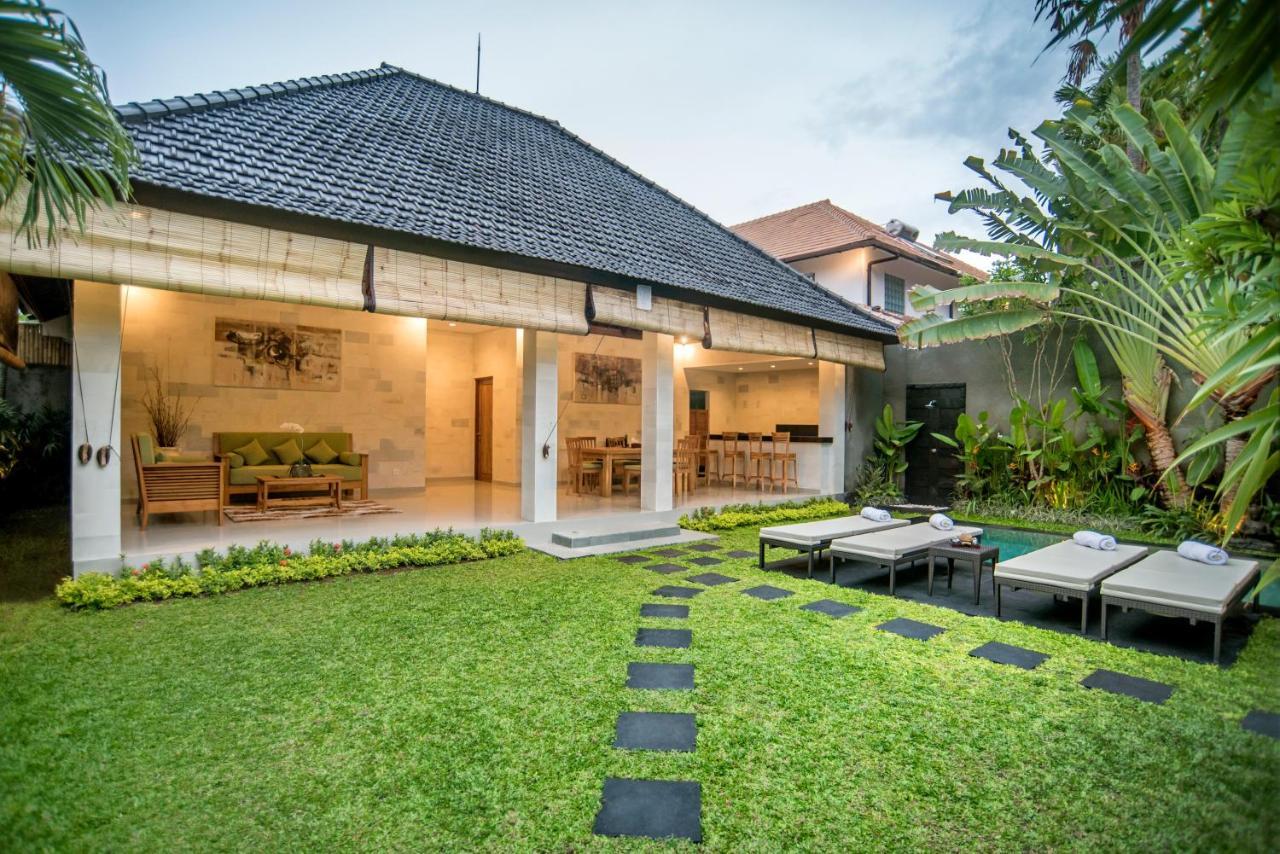 Sandi Agung Villa Bidadari Seminyak  Luaran gambar